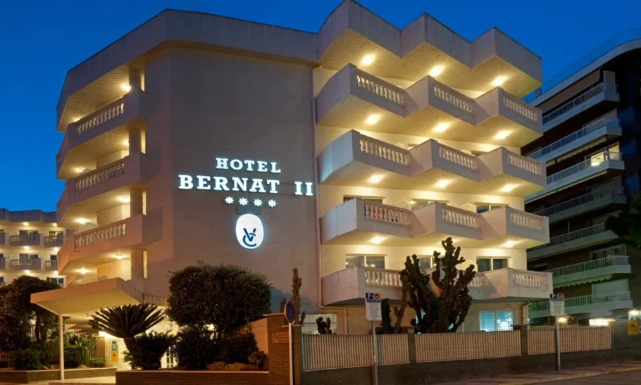 Hotel Bernat II Calella Svømme træningslejr